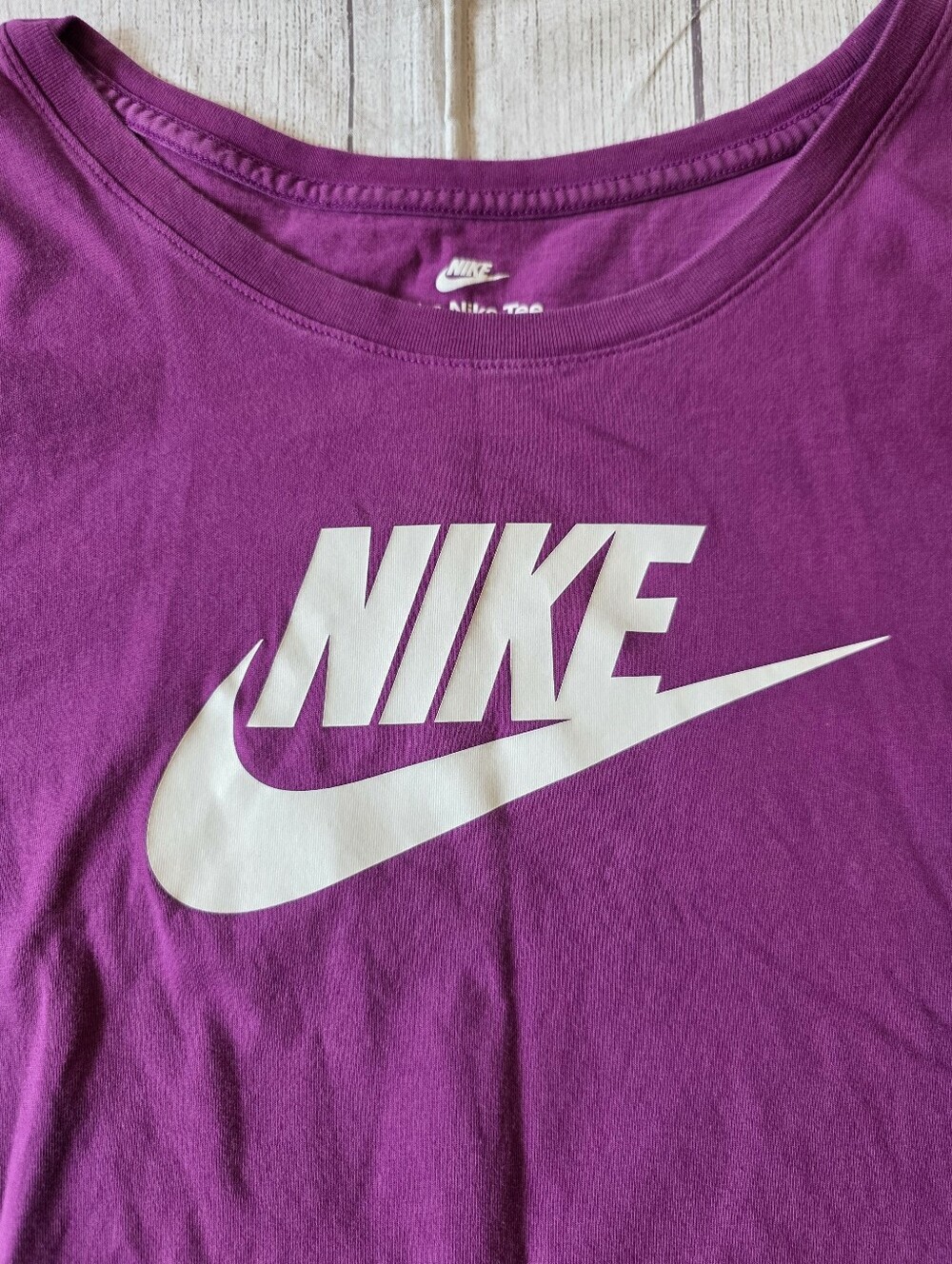 The Nike Tee Women's Size 1X Long Sleeve Plum Spellout Cotton Active Casual - Picture 4 of 7